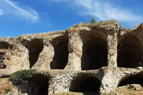 Ocriculum: ingresso al parco archeologico umbro