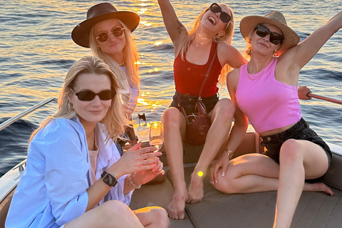 Sorrento: Private Sunset Cruise