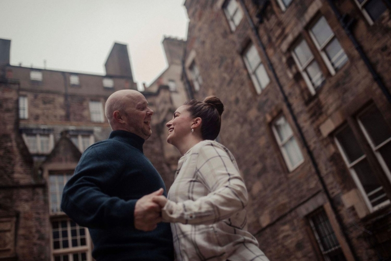 Edimburgo: Sesión de fotos profesional para parejas románticas