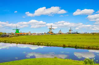 Ab Amsterdam: Zaanse Schans, Edam, Volendam & Marken Bustour