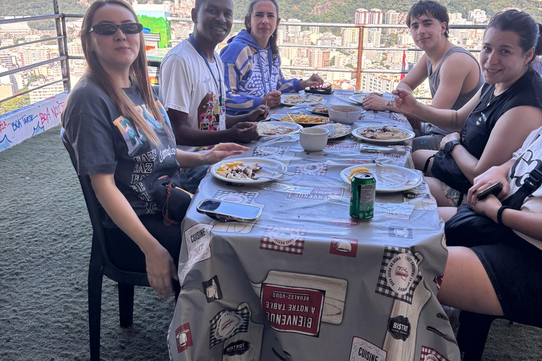 Rio de Janeiro: Santa Marta Favela Tour With local resident guide and lunch Rio de Janeiro: Santa Marta Favela Tour with Local Resident Guide and Lunch