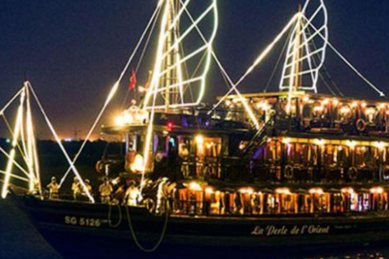 Diner tijdens cruise langs Saigon rivier en Sighseeing