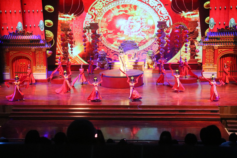Bangkok & Pattaya Pickup: Evening Sanctuary & Alcazar Show Standard option with Bangkok hotel pickup