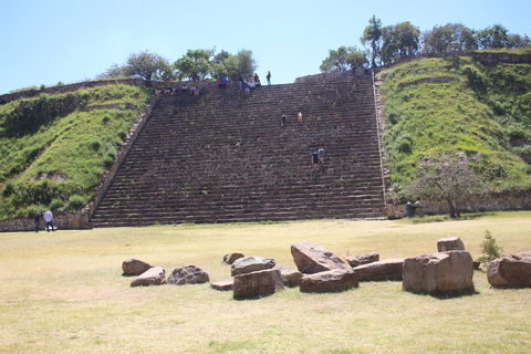 Från Oaxaca: Monte Albán En resa till zapotekernas vagga