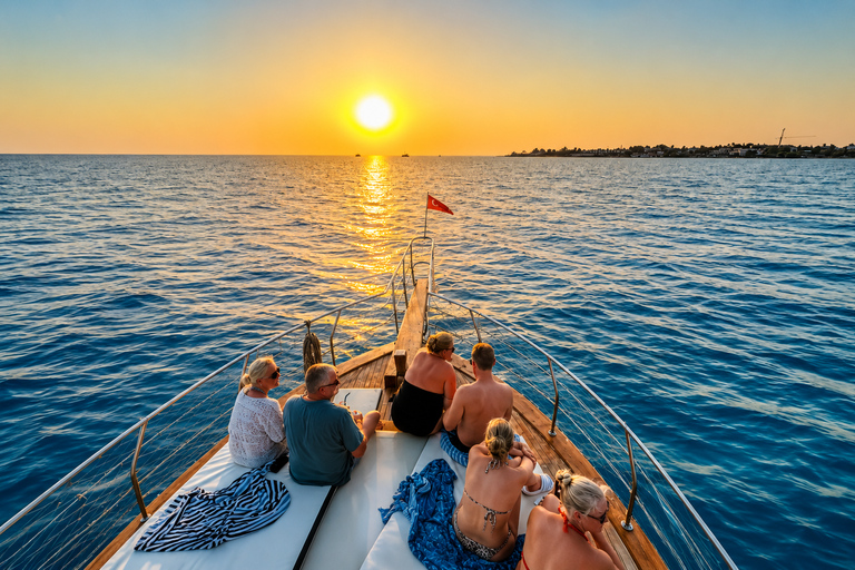 Side: Day or Sunset Boat Cruise with Lunch & Swim Stops Sunset Tour