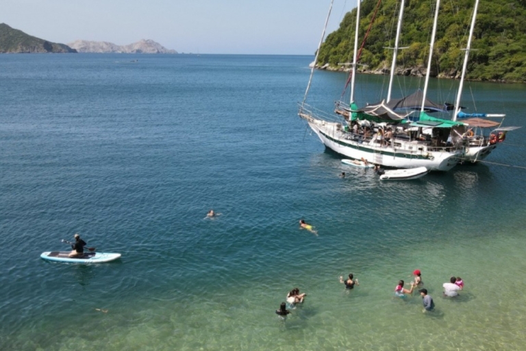 Tour naar Bahia Concha per zeilbootconcha baai zeilboot