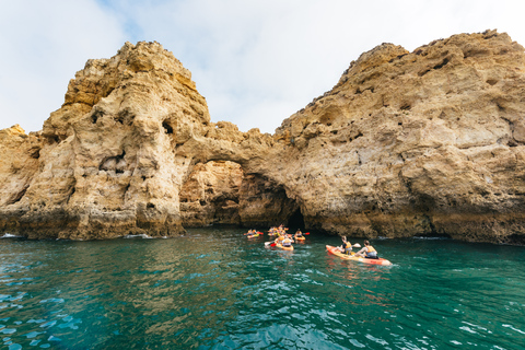 Da Lagos: tour in kayak e barca per esplorare le grotte