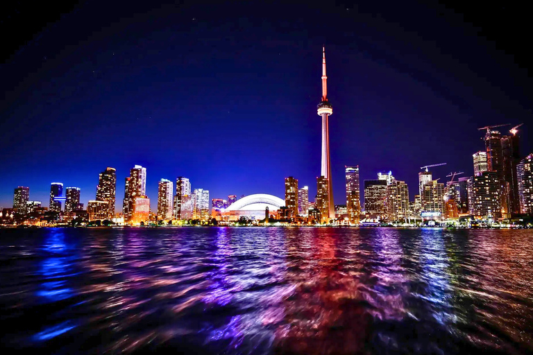 Toronto: Private City Tour with CN Tower & Cruise