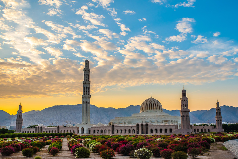 Discover Oman: 5-in-1 Adventure Special Offer: Pay for 4 tours and get the 5th free