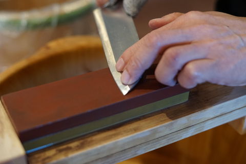 Kyoto: Japanese Knife Craft & Sharpening Workshop in Gion