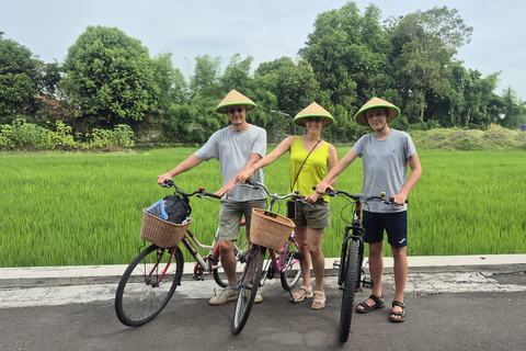 Yogyakarta: Merapi Sunrise, Plaosan Cycling & Prambanan Tour Prambanan Day or sunset Tour