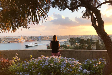 Valletta: Private Photoshoot in Old Town, Harbour & Gardens Ultimate: 50 photos + cinematic video reel | 90 mins