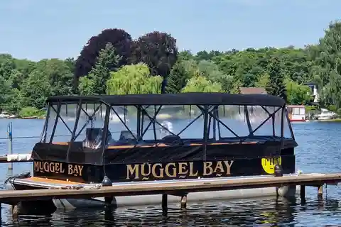 Berlim: Aluguel de Barco Pontoon - Bikini