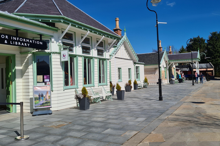 From Aberdeen: Balmoral Estate & Royal Deeside Tour