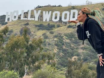LA: Hollywood-Zeichen-Tour mit Comedians, Hunden und epischen Fotos