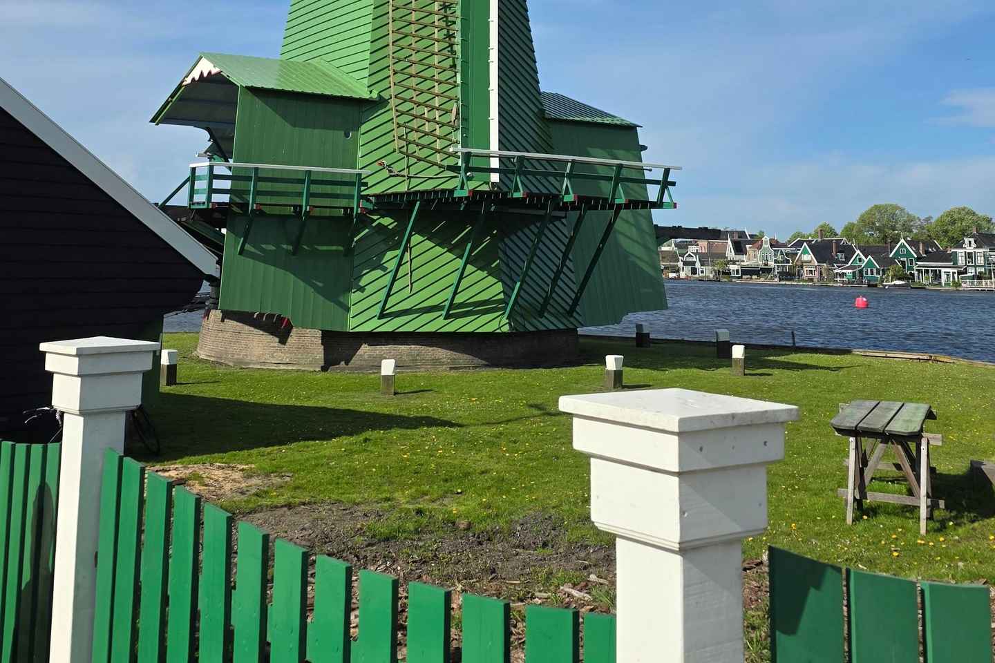 Amsterdam: Zaanse Schans Guided Tour with Windmills and Artisanal Cheese - Amsterdam: Guided Tour to Zaanse Schans with Windmills and Artisanal Cheese