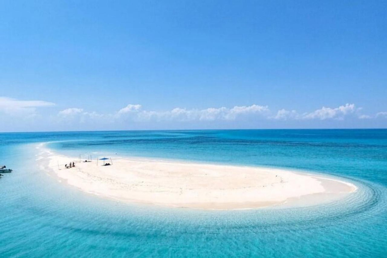 زنجبار: جولة خاصة في ضفة نيانجي الرملية مع غداء من المأكولات البحرية.جولة بدون خدمة النقل من الفندق