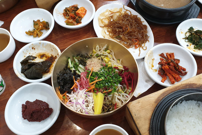 Free day in Jeonju, heart of traditional Korea, with a French guide Free day in Jeonju, the heart of traditional Korea, with a French guide