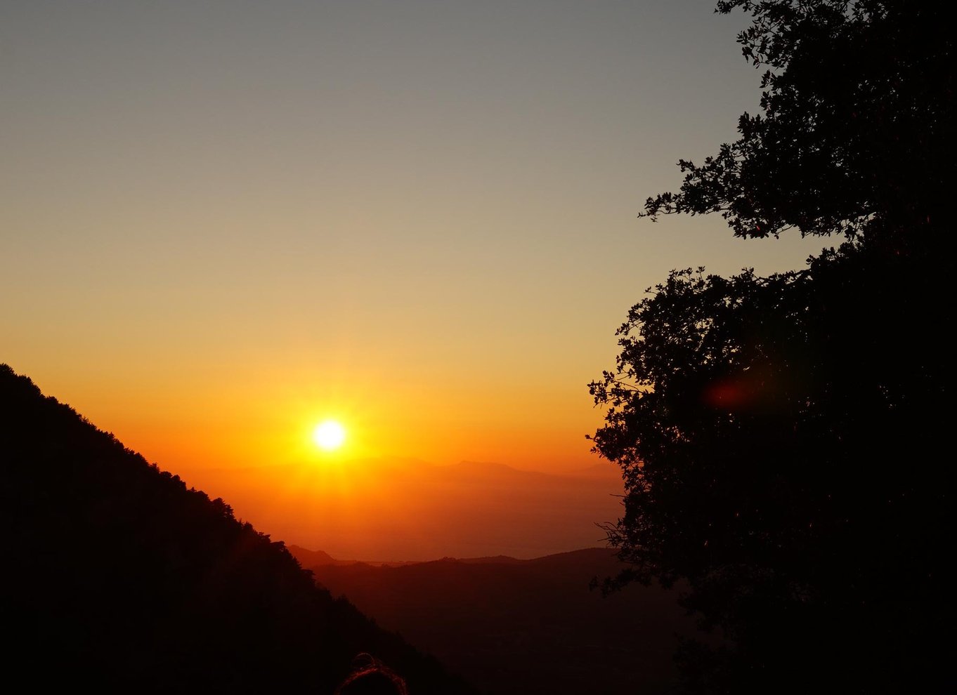 Rhodos: Profitis Ilias guidet vandretur ved solnedgang
