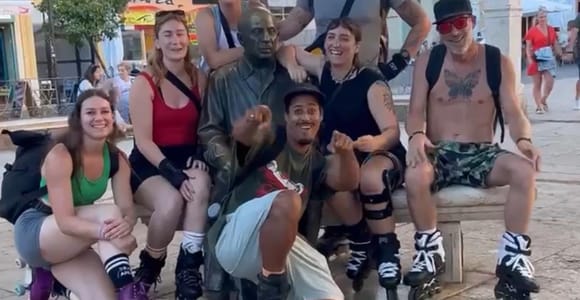 Malaga: Roller Skating City Tour, Roller Skating Classes