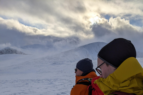 Cairngorms: aventura guiada de senderismo invernal