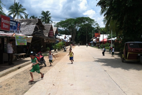 Puerto Princesa: Klimatisierter Van-Transfer nach/von SabangGemeinsamer Transfer von Sabang ins Stadtzentrum von Puerto Princesa