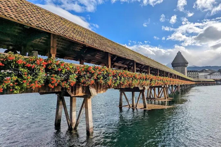 Ultimate Lucerne Experience: City Tour and Lake CruisePrivate Tour