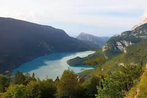 Lake Molveno Honey and Liqueur Tastings
