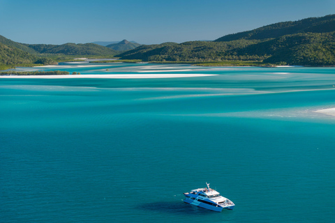 Airlie Beach: tour di un giorno alla Big Island di Whitehaven BeachAirlie Beach: Tour di un giorno di Whitehaven Beach Big Island