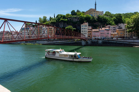 L'Instant Saône – Discovery cruise tour to the tranquil Île Barbe L'Instant Saône – Discovery cruise tour to the peaceful Île Barbe