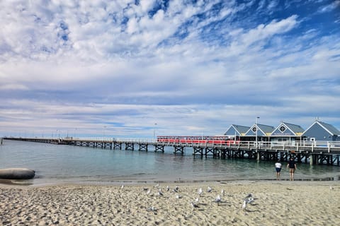 Perth: Busselton Jetty Full - Day Guided Tour - Image 2