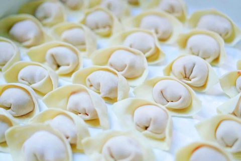 Shanghai: Chinese Cooking Class with Michelin Chef