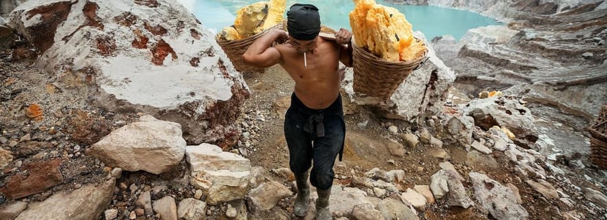 Depuis Bali/Banyuwangi : Excursion de groupe de minuit au feu bleu d'Ijen