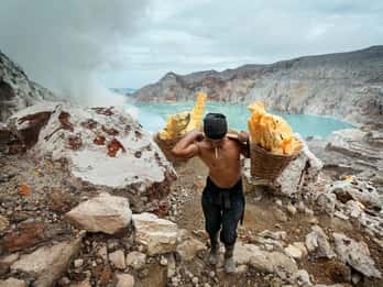 Banyuwangi/Bali: Ijen Blue Fire Tour With Transport Option