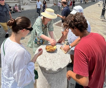 Trieste: Visita guiada a pie gastronómica
