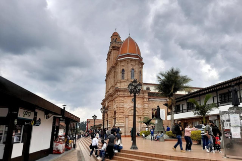 MEDELLIN: WYCIECZKA MLECZARSKA + SZWAJCARIA KOLUMBIJSKA