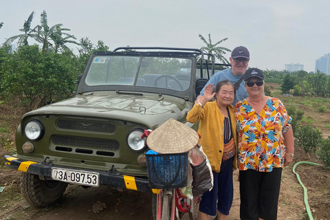 Histoire, culture, visites et divertissements à Hanoï en JeepHanoi Highlights &amp; Secret Spots Jeep Adventure