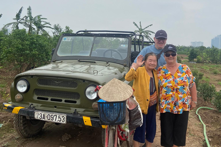 Histoire, culture, visites et divertissements à Hanoï en JeepHanoi Highlights &amp; Secret Spots Jeep Adventure