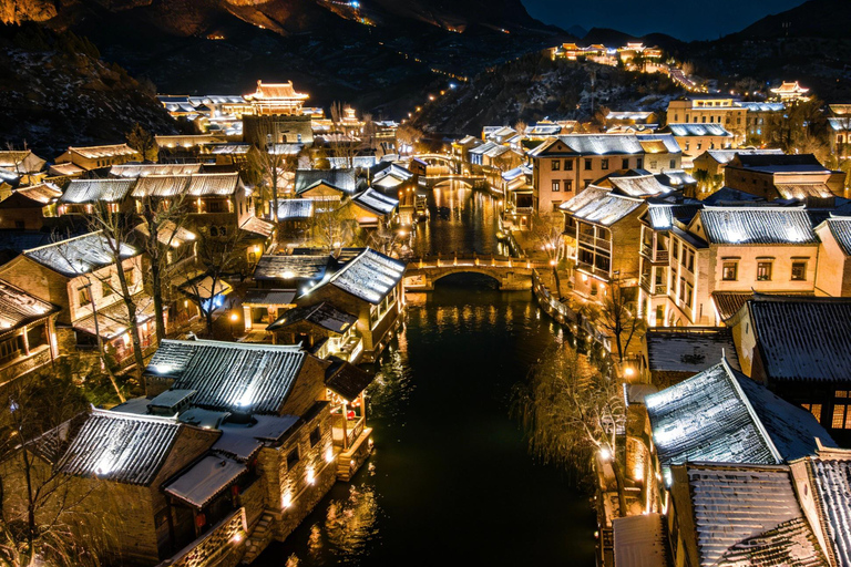 Beijing: Great Wall & Gubei Water Town Day to Night Tour Private Group Gubei Water Town & Simatai Great Wall Day Trip