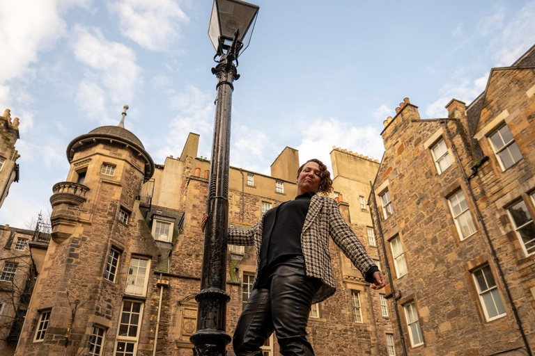 Edinburgh Photo Tour: Professional Photoshoot 2 Hour Complete Edinburgh Photoshoot (with video + B&W set)