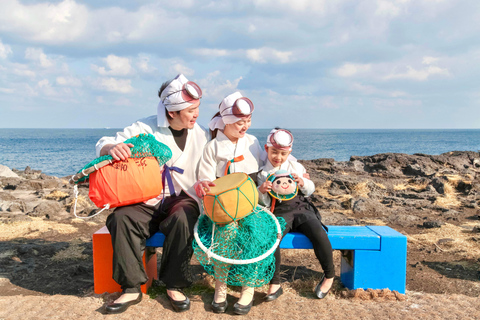 Jeju: Haenyeo UNESCO Sea Women Photoshoot Experience