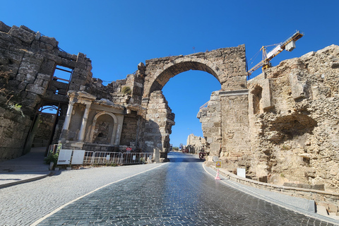 Small Group Ancient Side Walking Tour with Temple of Apollo