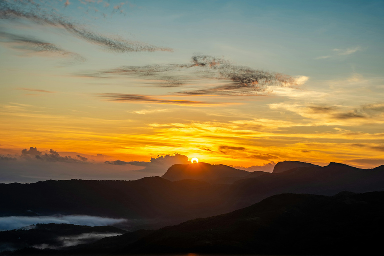 Kandy: 2-Day Adam's Peak Sunrise Hike and Waterfalls Tour