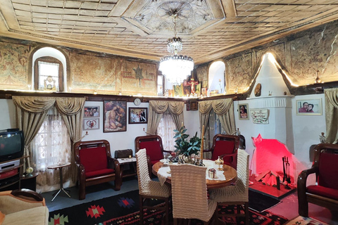 Berat: Old Town Walking Tour with Local Products Tasting