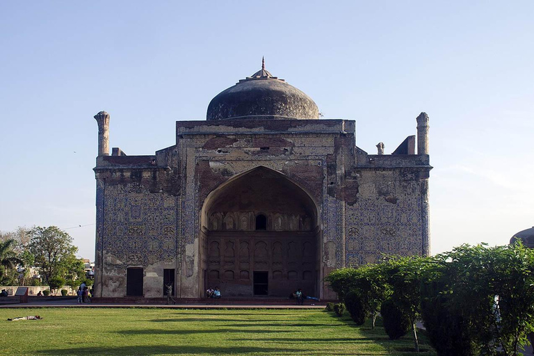 جولة تاج محل عند غروب الشمس مع تشيني كا راوزا بسيارة خاصة مكيفةجولة شاملة كليًا مع سيارة ومرشد وتذا