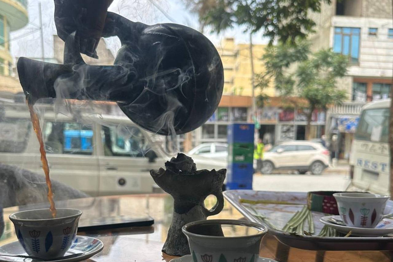 Addis Abeba: Tradycyjna etiopska ceremonia parzenia kawy