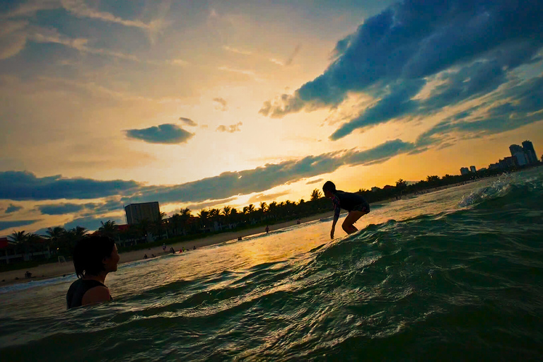 Danang Surf Lesson by Shaka VN