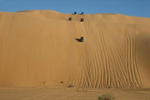 Von Djerba / Zarzis aus – 2-tägiger Ausflug nach Tozeur und zu den Berg-OasenVon Djerba / Zarzis – Ausflug nach Tozeur und zu den Berg-Oasen, 2 Tage