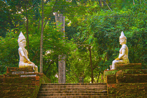 Chiang Mai Wat U Mong, Baan Kang Wat i jedzenie w wykonaniu Songtaew Trio