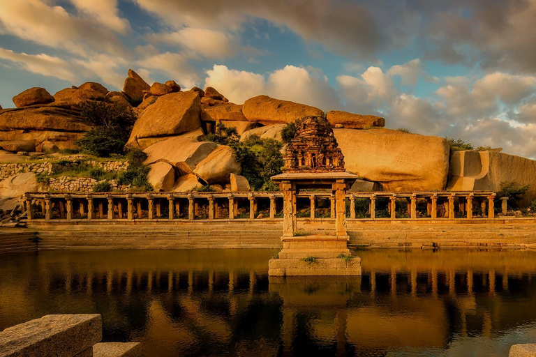 From Bangalore: 3-Day Hampi Heritage and Luxury Tour